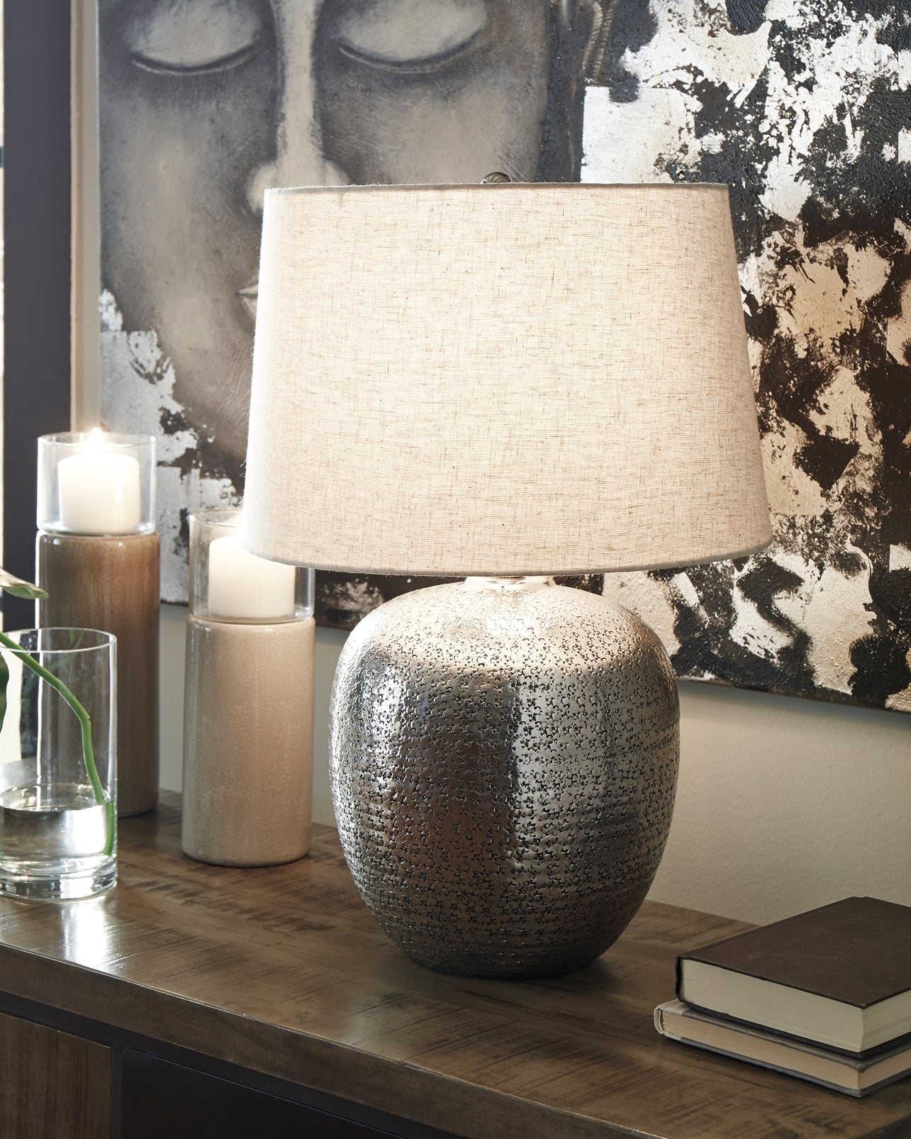 Magalie Metal Table Lamp (1/CN) Signature Design by Ashley®