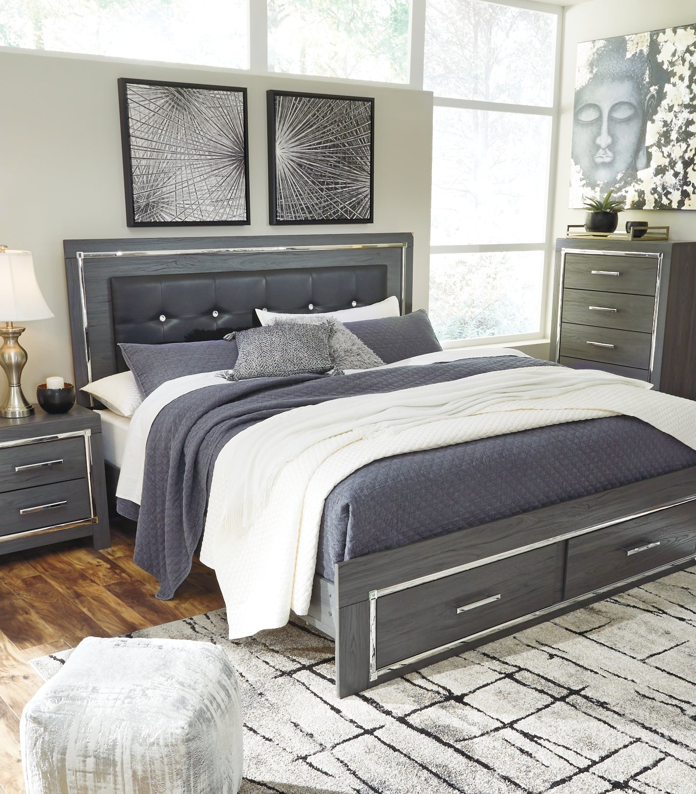 Lodanna Queen Panel Bed with 2 Storage Drawers Signature Design by Ashley®