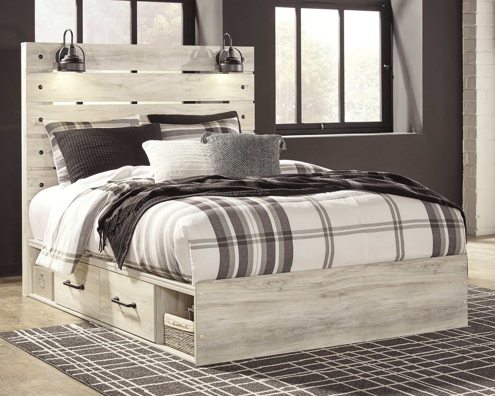 Cambeck Queen Panel Bed with 4 Storage Drawers Signature Design by Ashley®