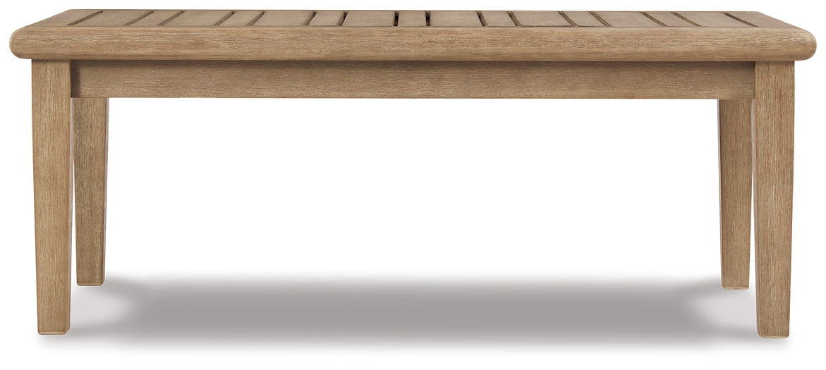 Gerianne Rectangular Cocktail Table Signature Design by Ashley®