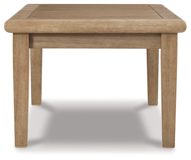 Gerianne Rectangular Cocktail Table Signature Design by Ashley®