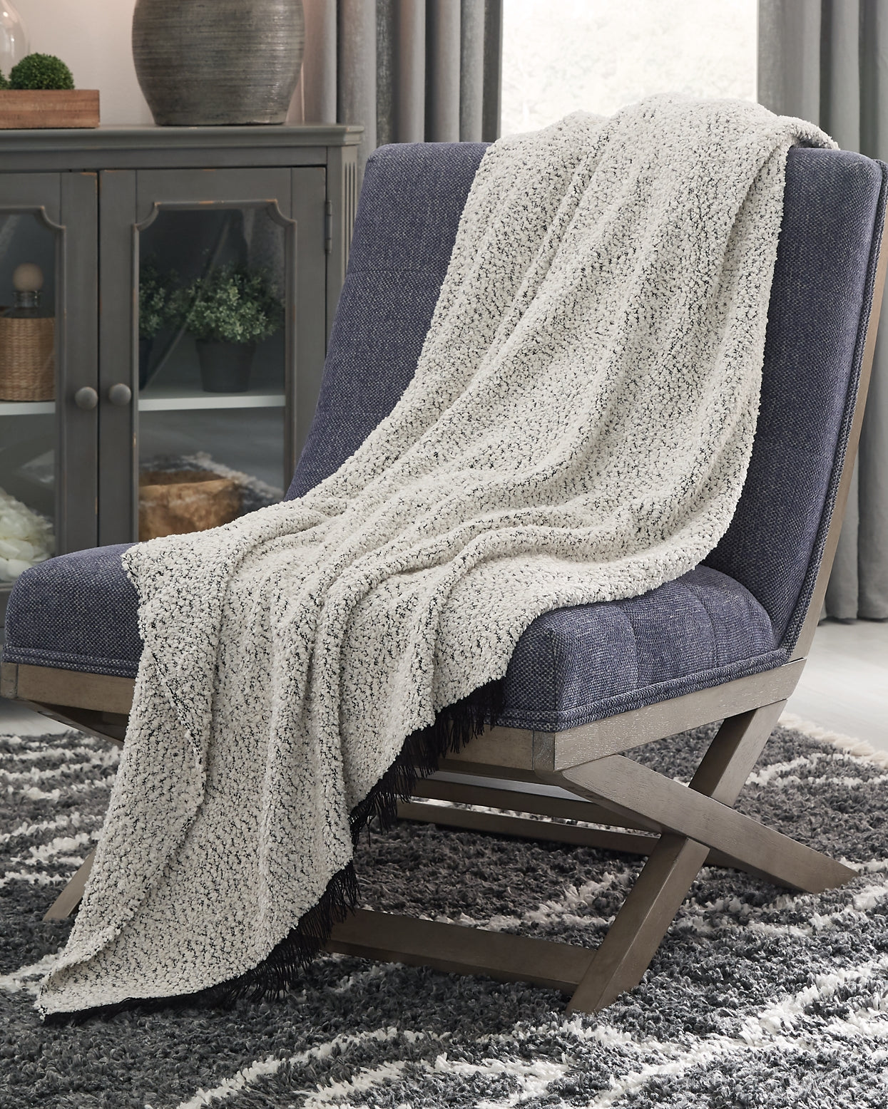 Leonita Throw Signature Design by Ashley®