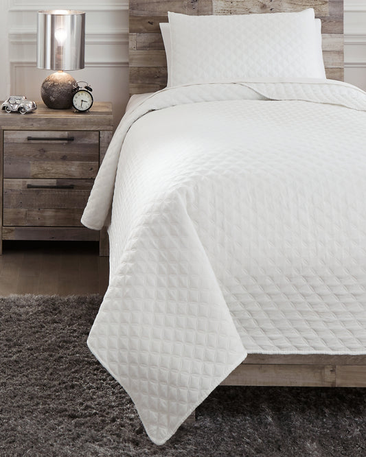 Ryter Twin Coverlet Set Signature Design by Ashley®