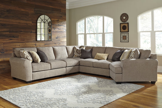 Pantomine 5-Piece Sectional with Cuddler Benchcraft®