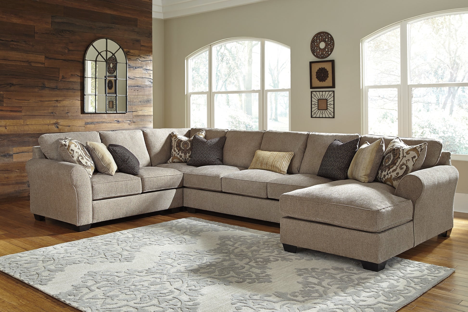 Pantomine 4-Piece Sectional with Chaise Benchcraft®