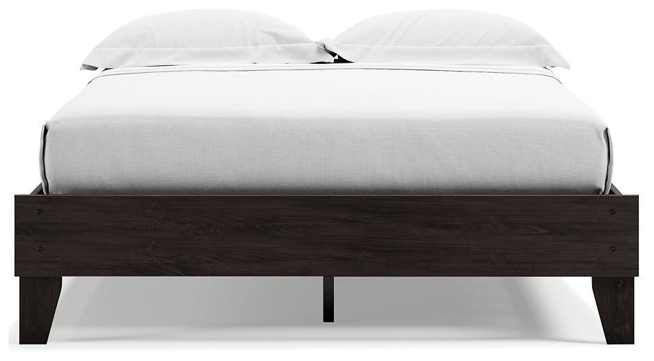 Piperton  Platform Bed Signature Design by Ashley®