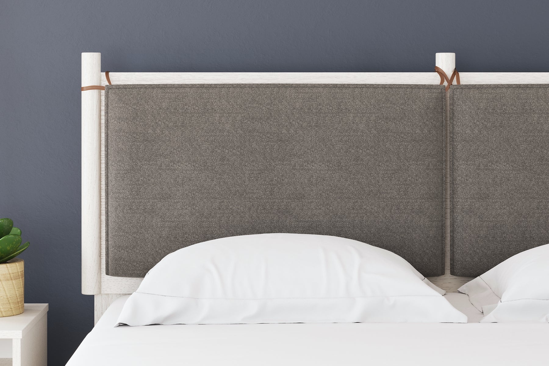 Aprilyn Queen Panel Bed Signature Design by Ashley®