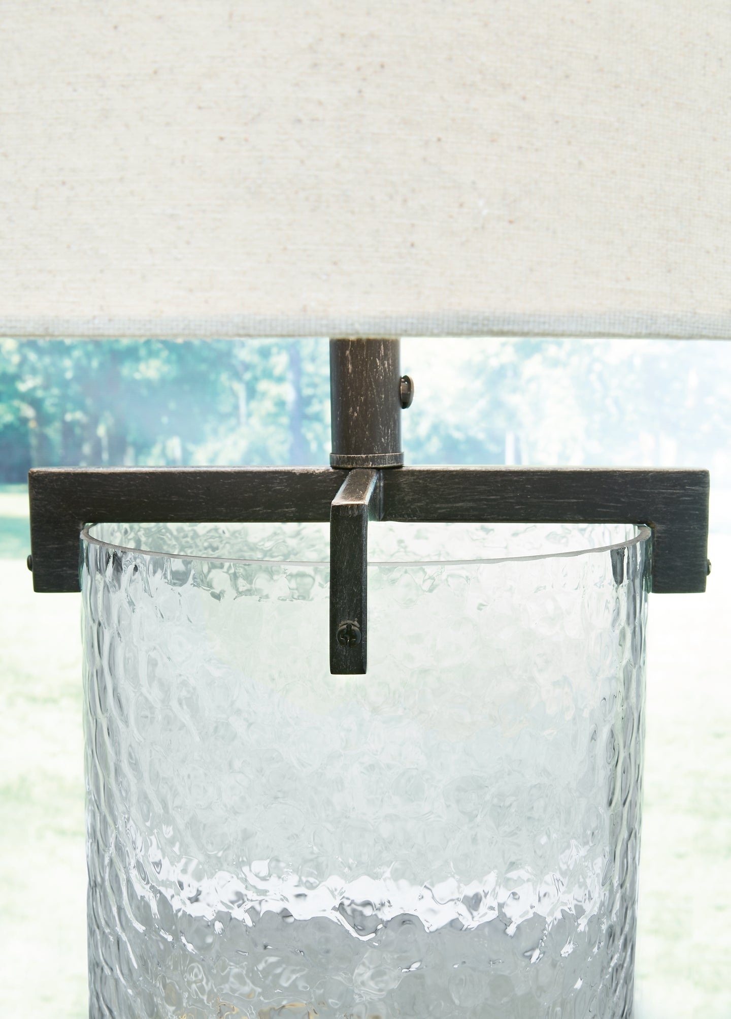Fentonley Glass Table Lamp (1/CN) Signature Design by Ashley®