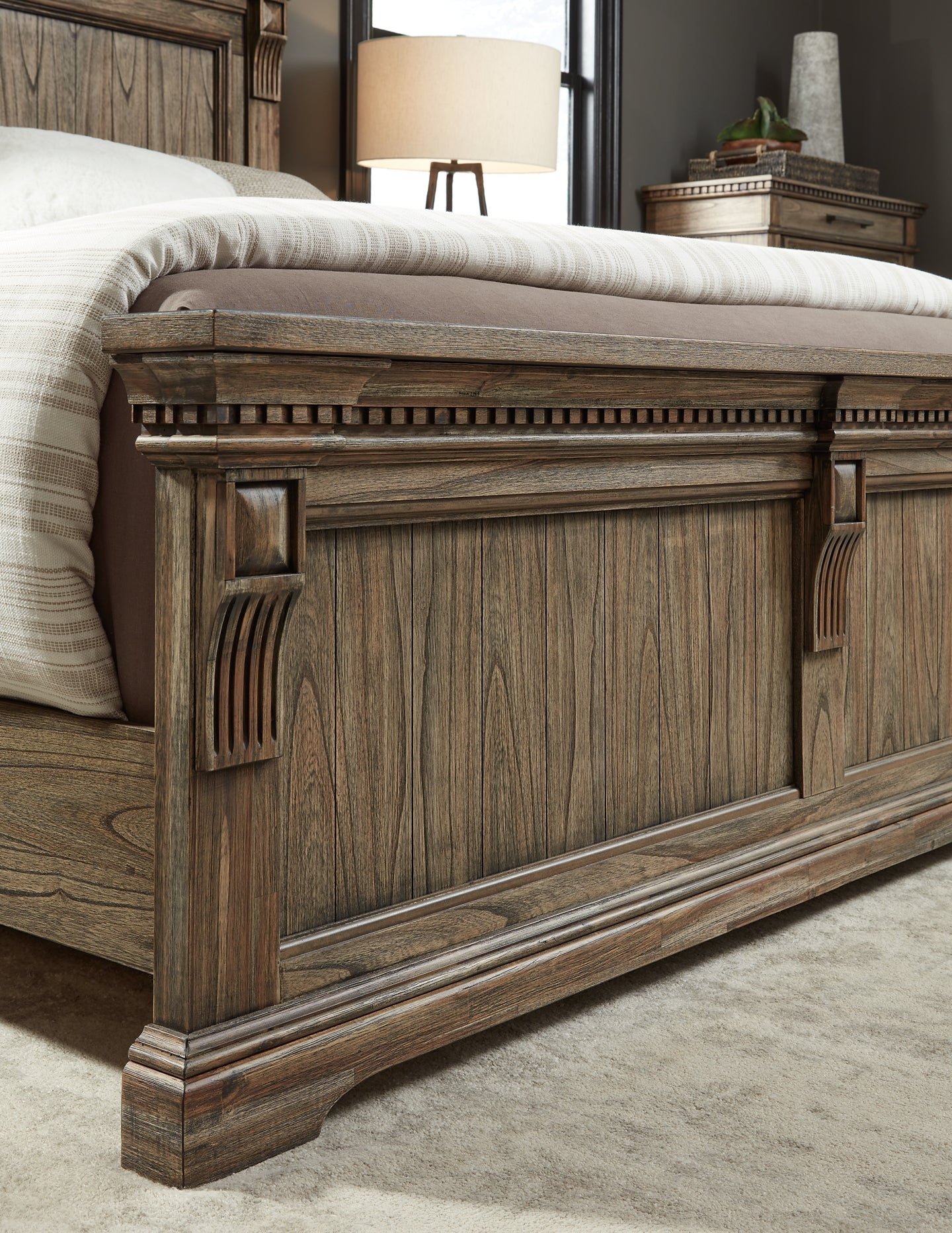 Markenburg Queen Panel Bed Signature Design by Ashley®