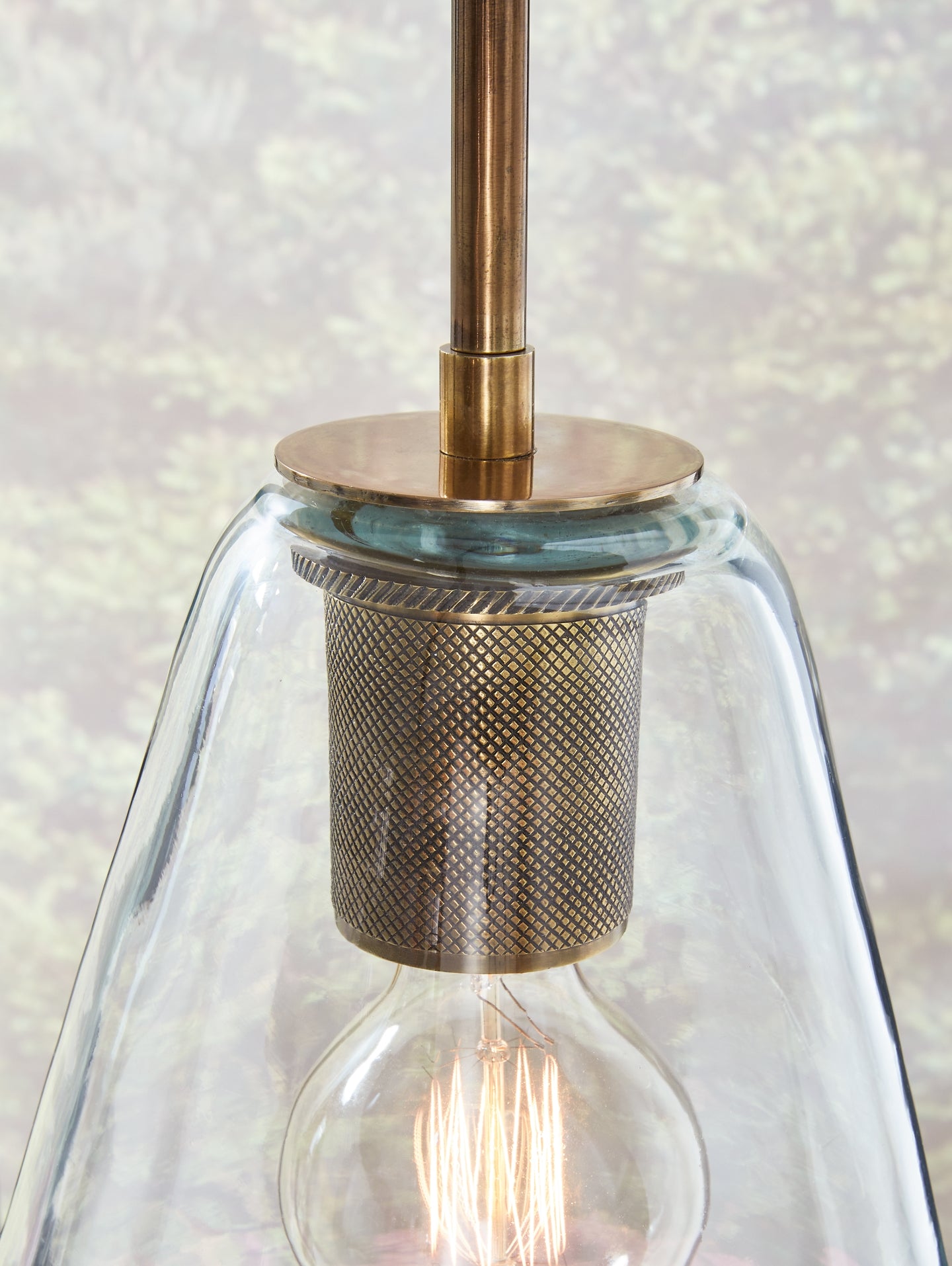 Collbrook Glass Pendant Light (1/CN) Signature Design by Ashley®