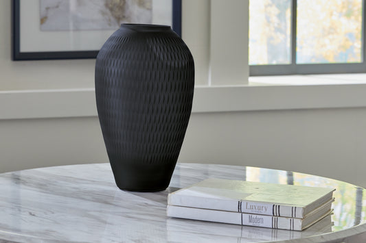 Etney Vase Signature Design by Ashley®