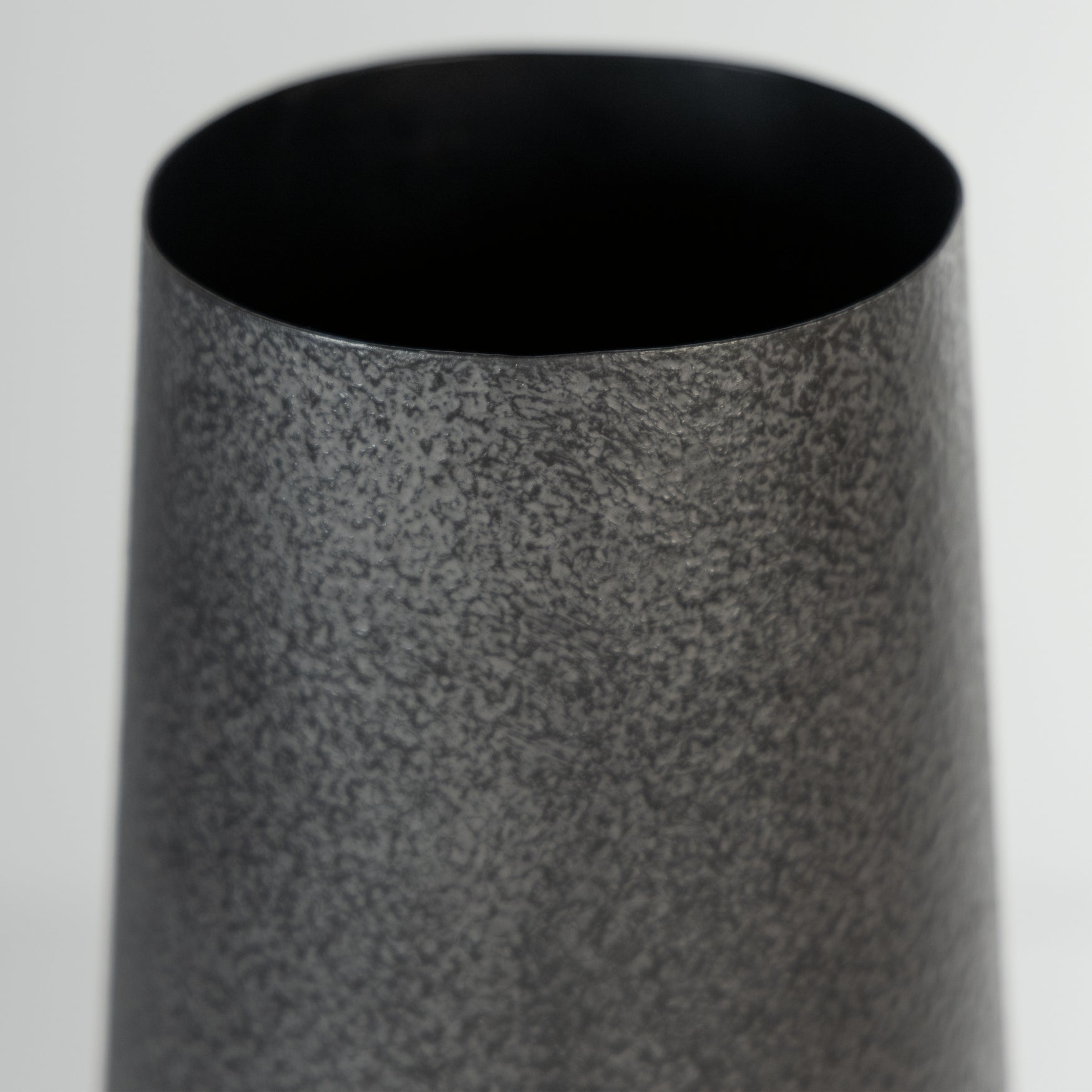 Fynn Vase Signature Design by Ashley®