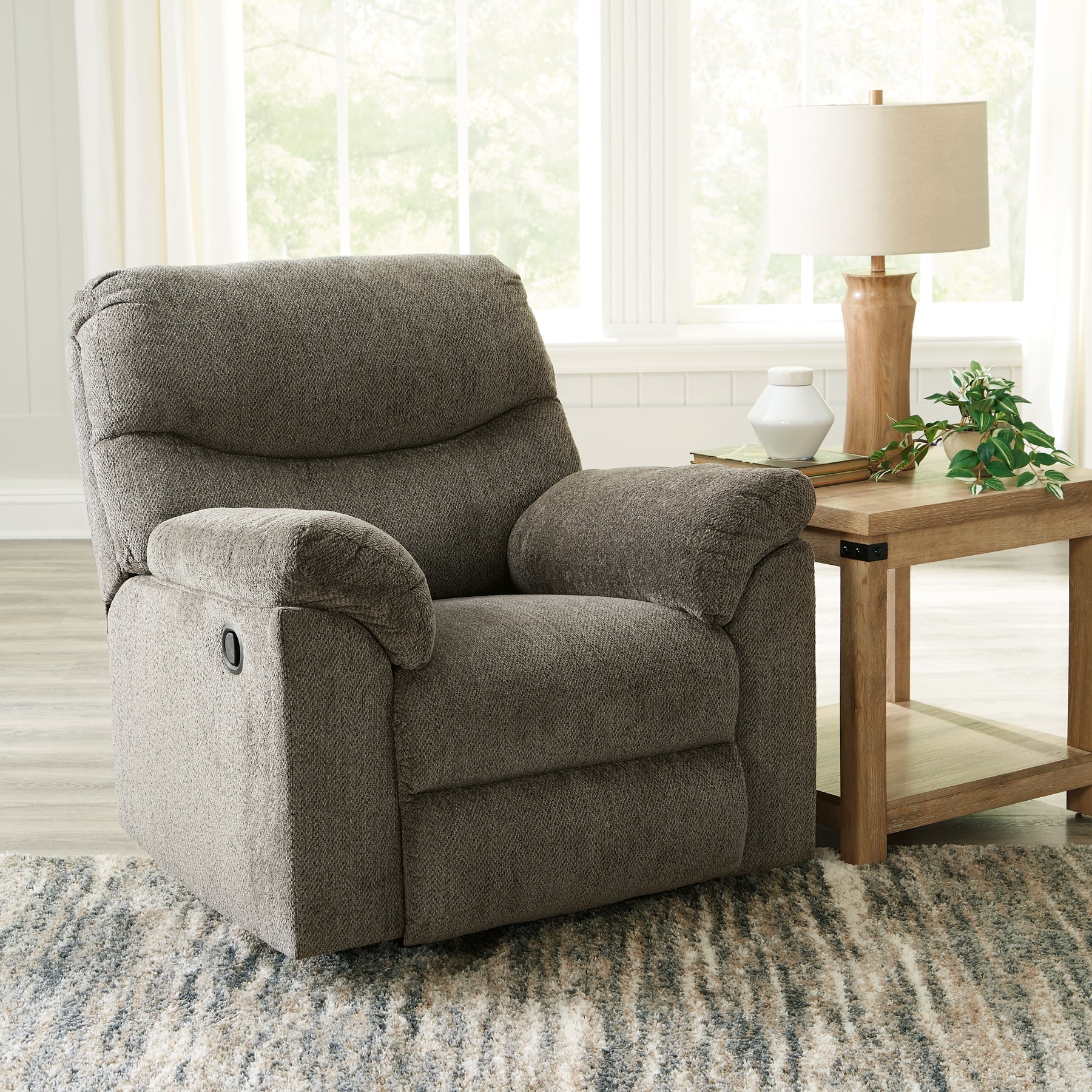 Alphons Rocker Recliner Signature Design by Ashley®