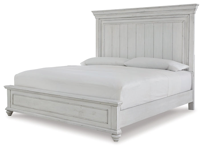 Kanwyn Queen Panel Bed with Mirrored Dresser Benchcraft®