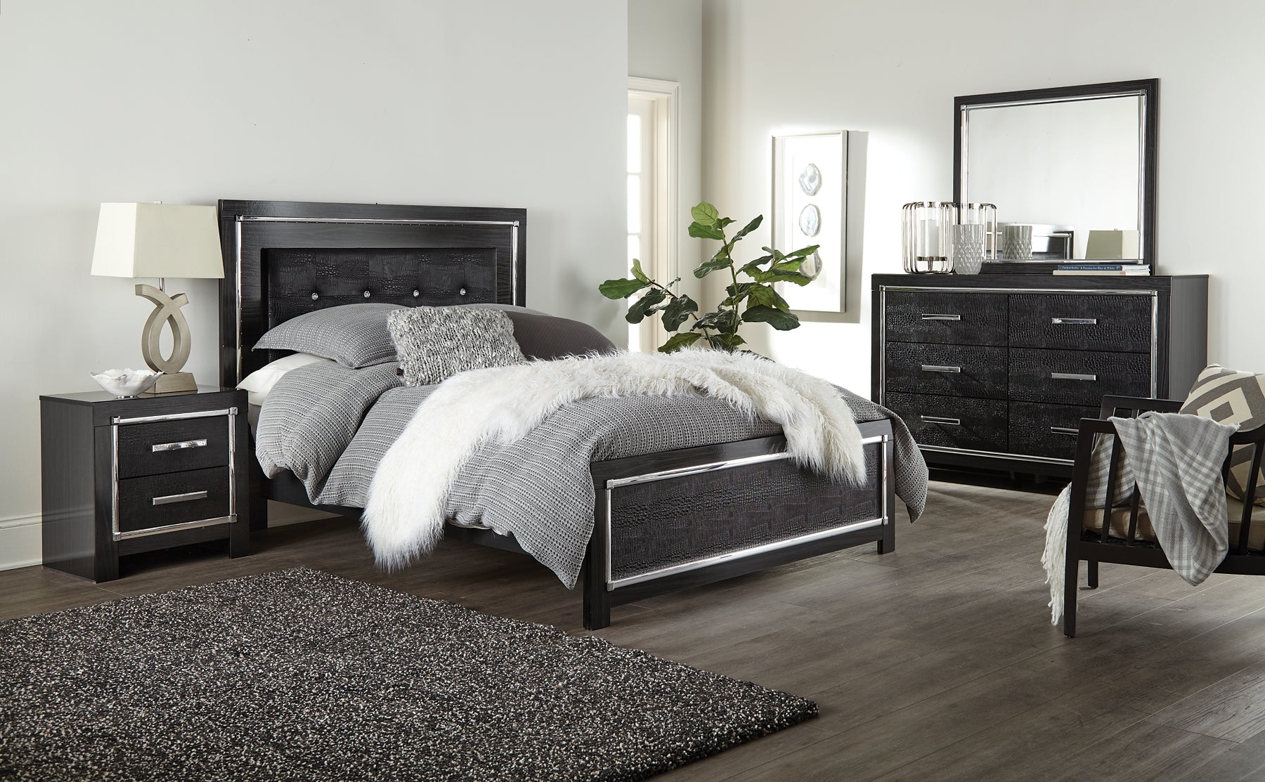 Kaydell Queen Upholstered Panel Bed with Dresser Signature Design by Ashley®