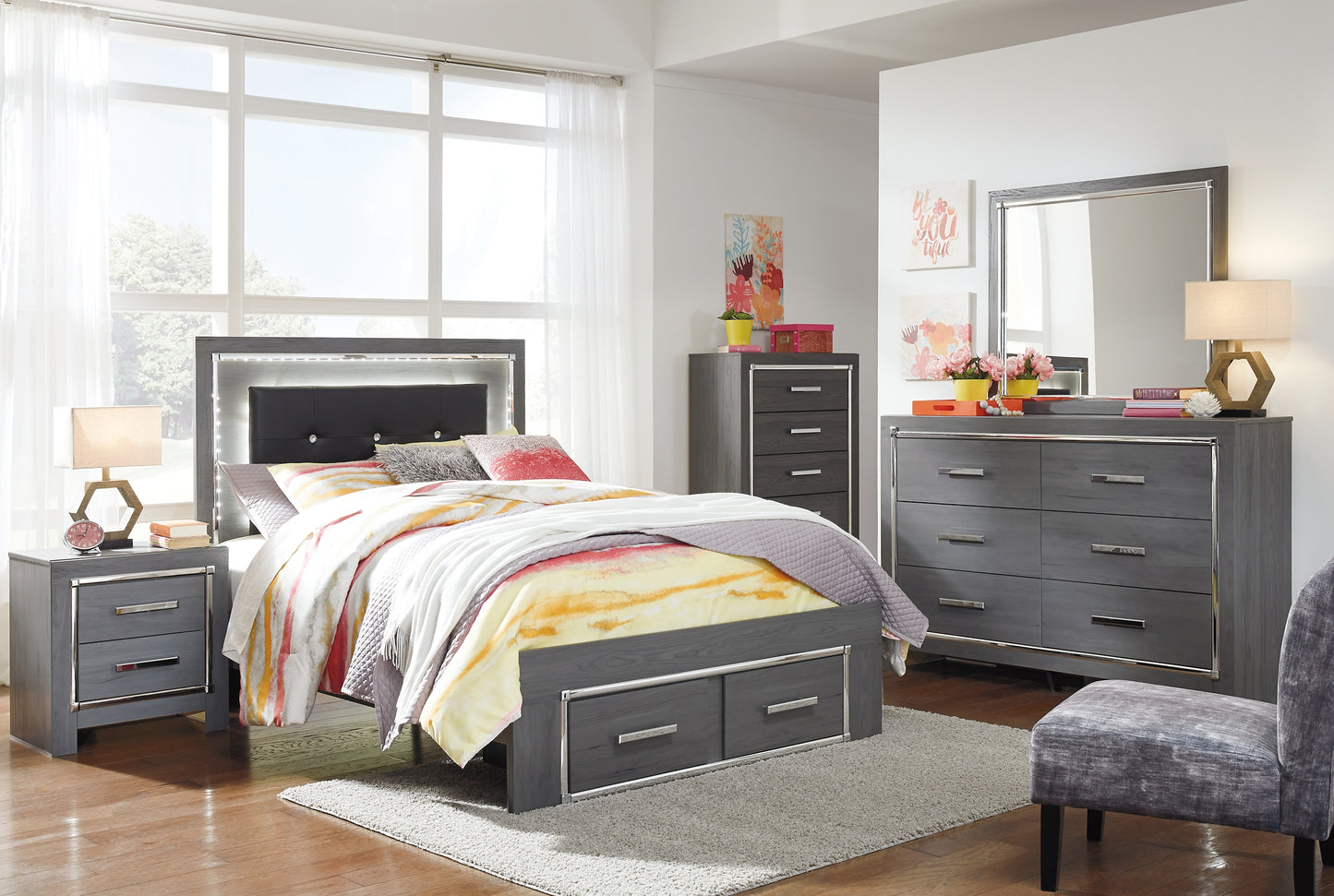 Lodanna Full Panel Bed with 2 Storage Drawers with Mirrored Dresser, Chest and 2 Nightstands Signature Design by Ashley®