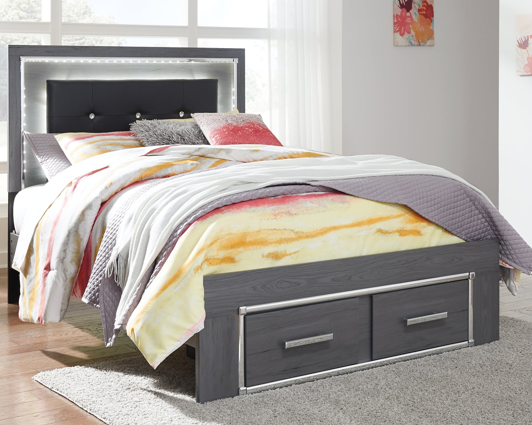 Lodanna Full Panel Bed with 2 Storage Drawers with Mirrored Dresser and Chest Signature Design by Ashley®