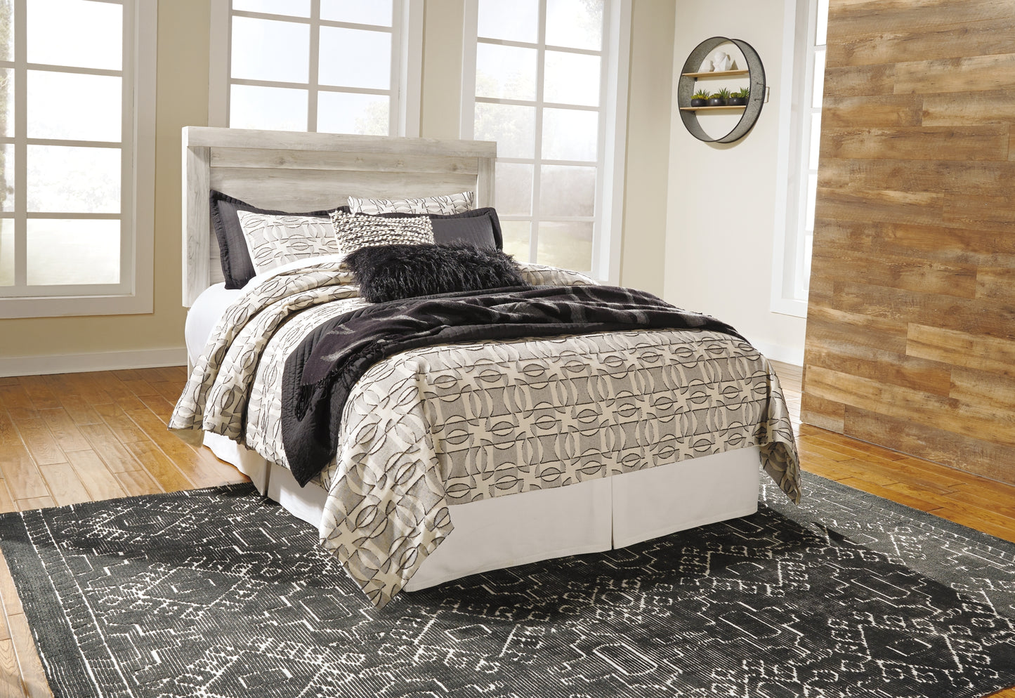 Bellaby Queen Panel Headboard with Mirrored Dresser and 2 Nightstands Signature Design by Ashley®