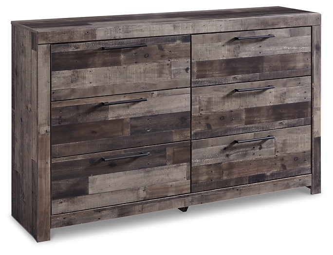 Derekson Queen Panel Bed with Dresser Benchcraft®