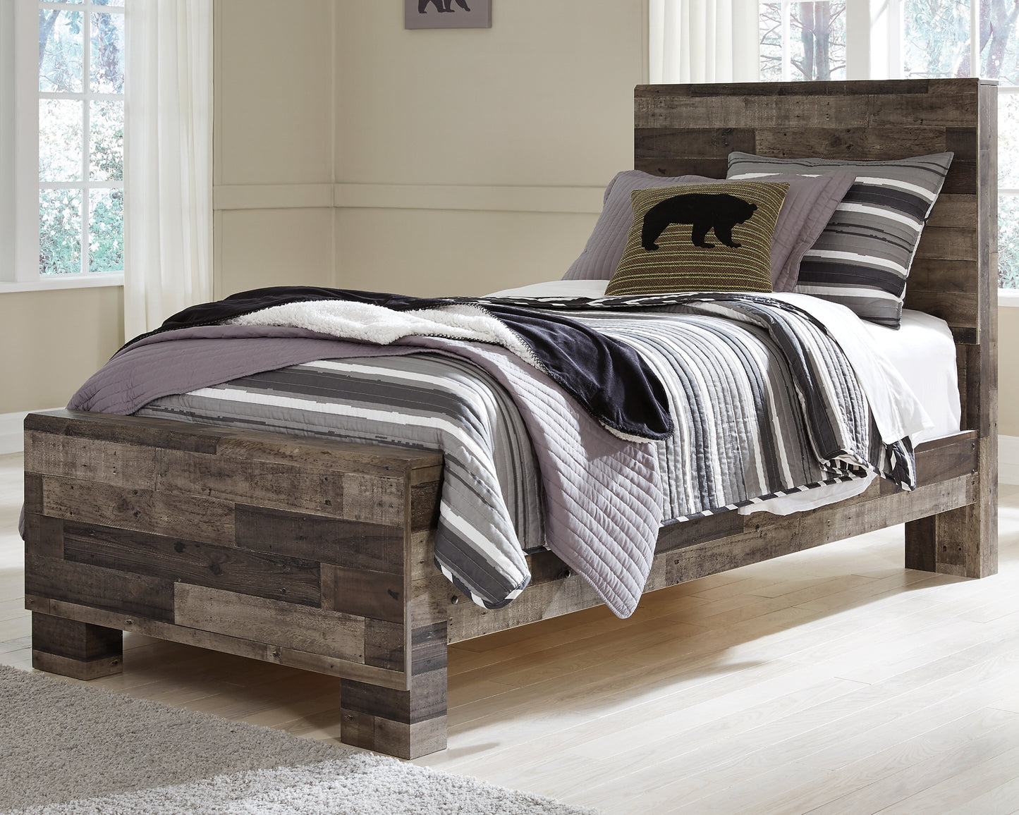 Derekson Twin Panel Bed with Mirrored Dresser Benchcraft®