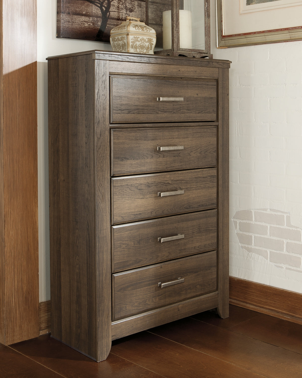 Juararo King/California King Panel Headboard with Mirrored Dresser and Chest Signature Design by Ashley®
