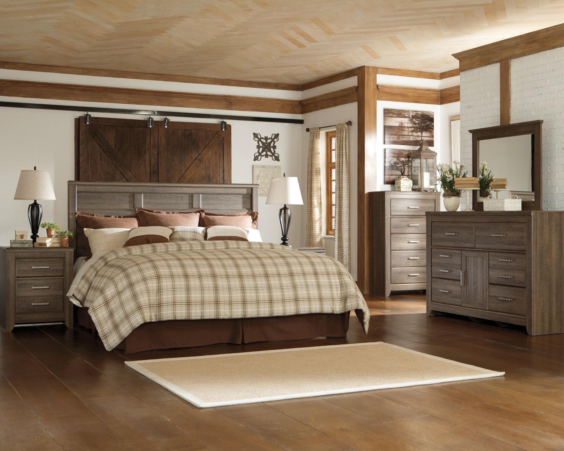 Juararo King/California King Panel Headboard with Mirrored Dresser and Chest Signature Design by Ashley®