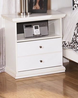 Bostwick Shoals Twin Panel Bed with Mirrored Dresser Signature Design by Ashley®
