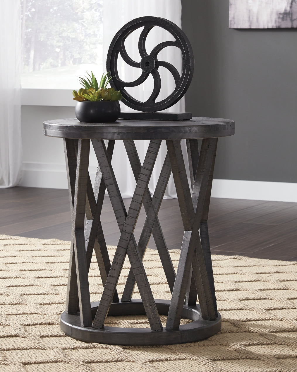 Sharzane 2 End Tables Signature Design by Ashley®