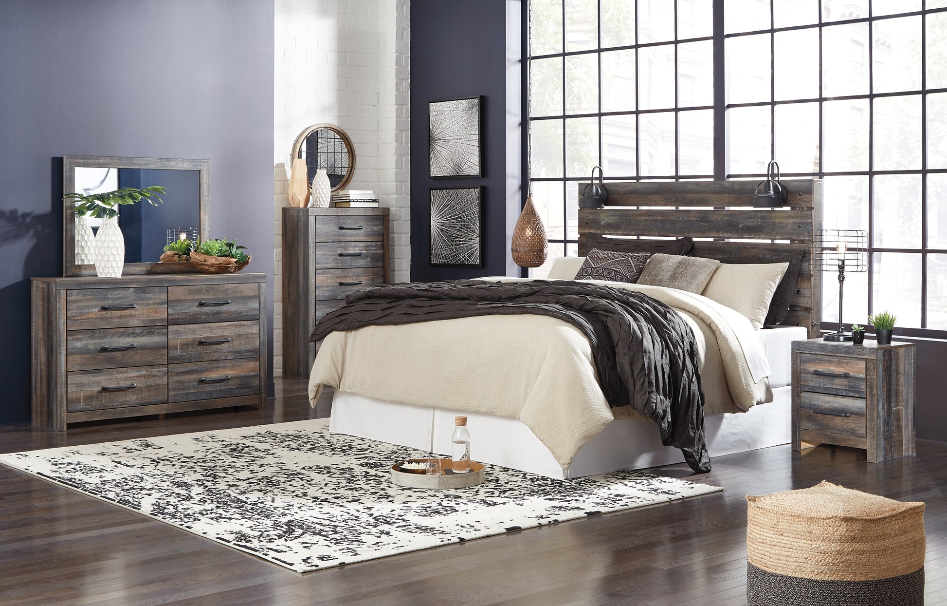 Drystan King Panel Headboard with Mirrored Dresser, Chest and Nightstand Signature Design by Ashley®