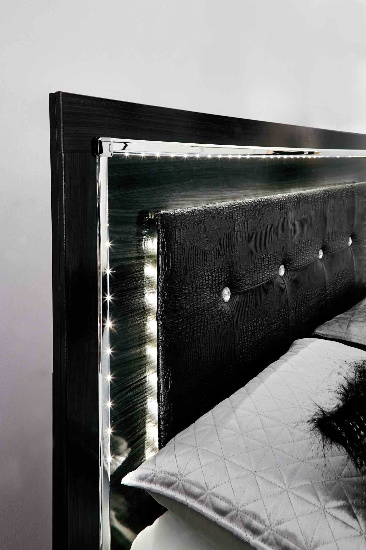 Kaydell King Panel Bed with Storage with Mirrored Dresser Signature Design by Ashley®