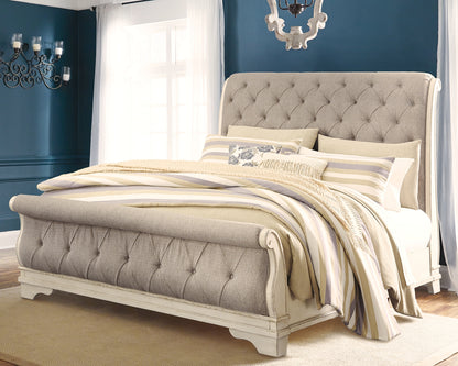 Realyn Queen Sleigh Bed Signature Design by Ashley®