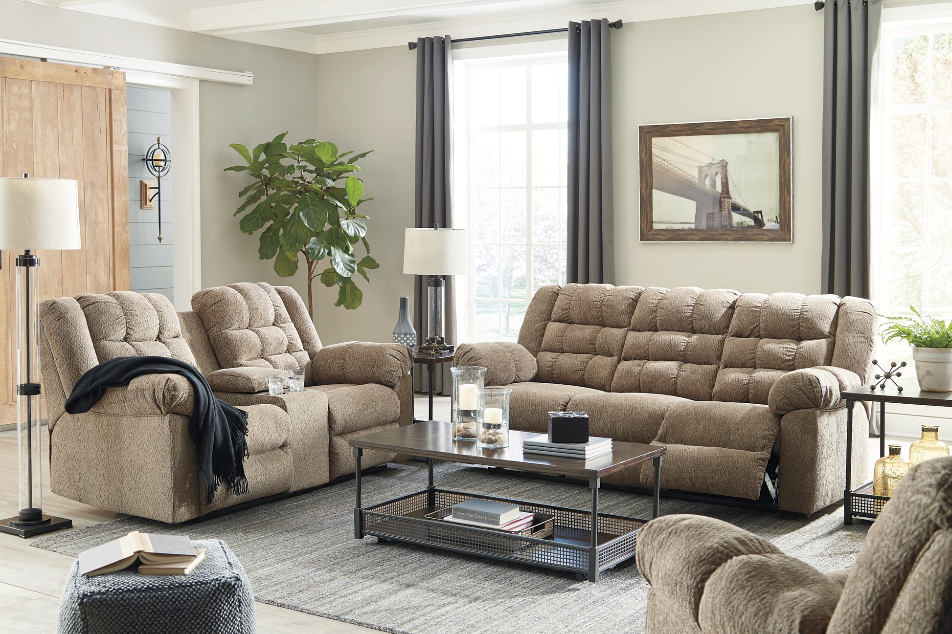 Workhorse DBL Rec Loveseat w/Console Signature Design by Ashley®