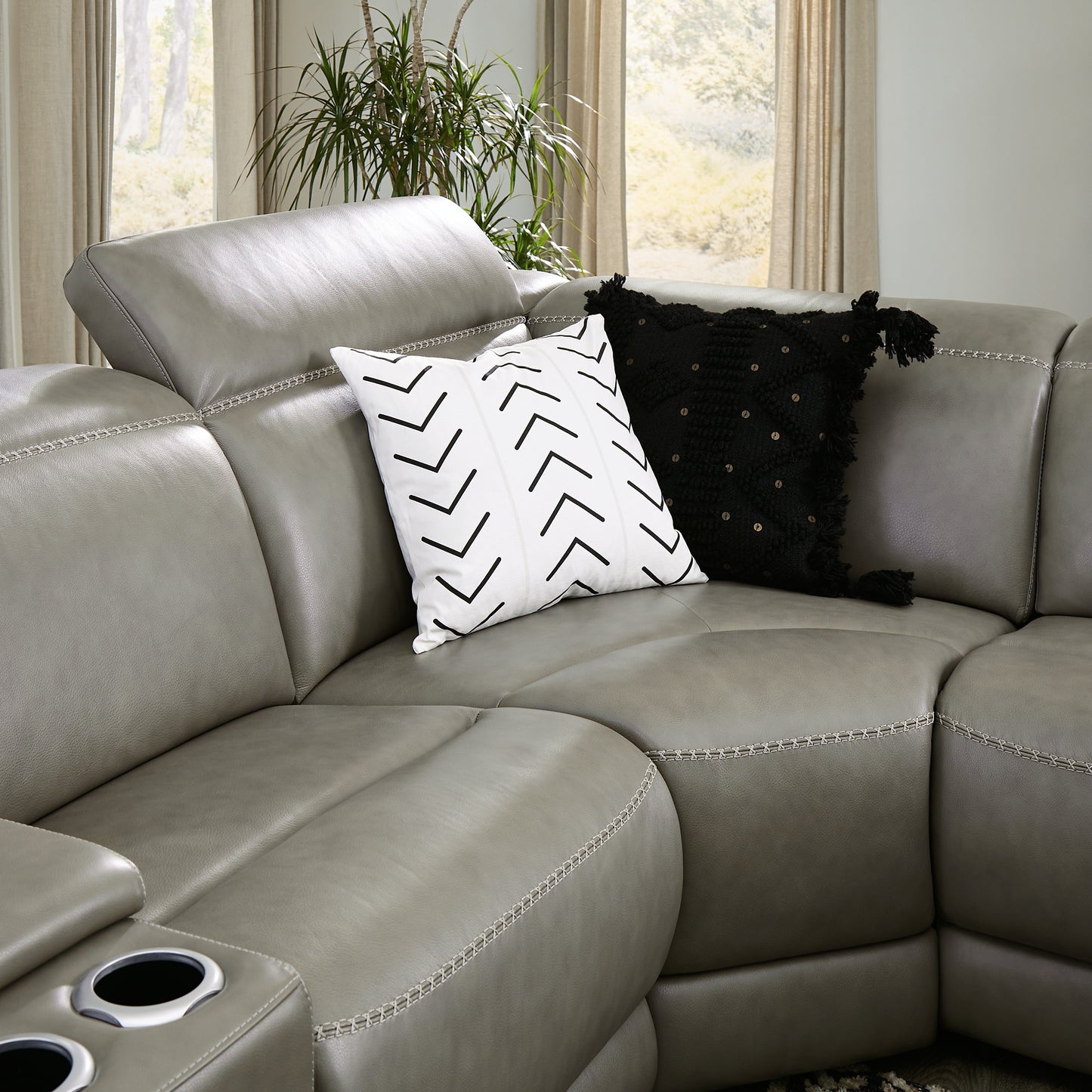 Correze 5-Piece Power Reclining Sectional Signature Design by Ashley®