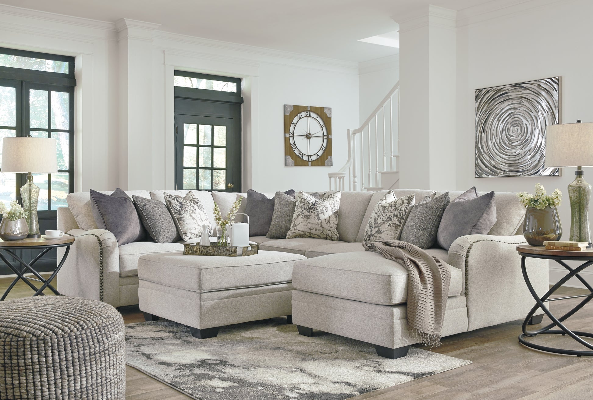 Dellara 4-Piece Sectional with Ottoman Benchcraft®