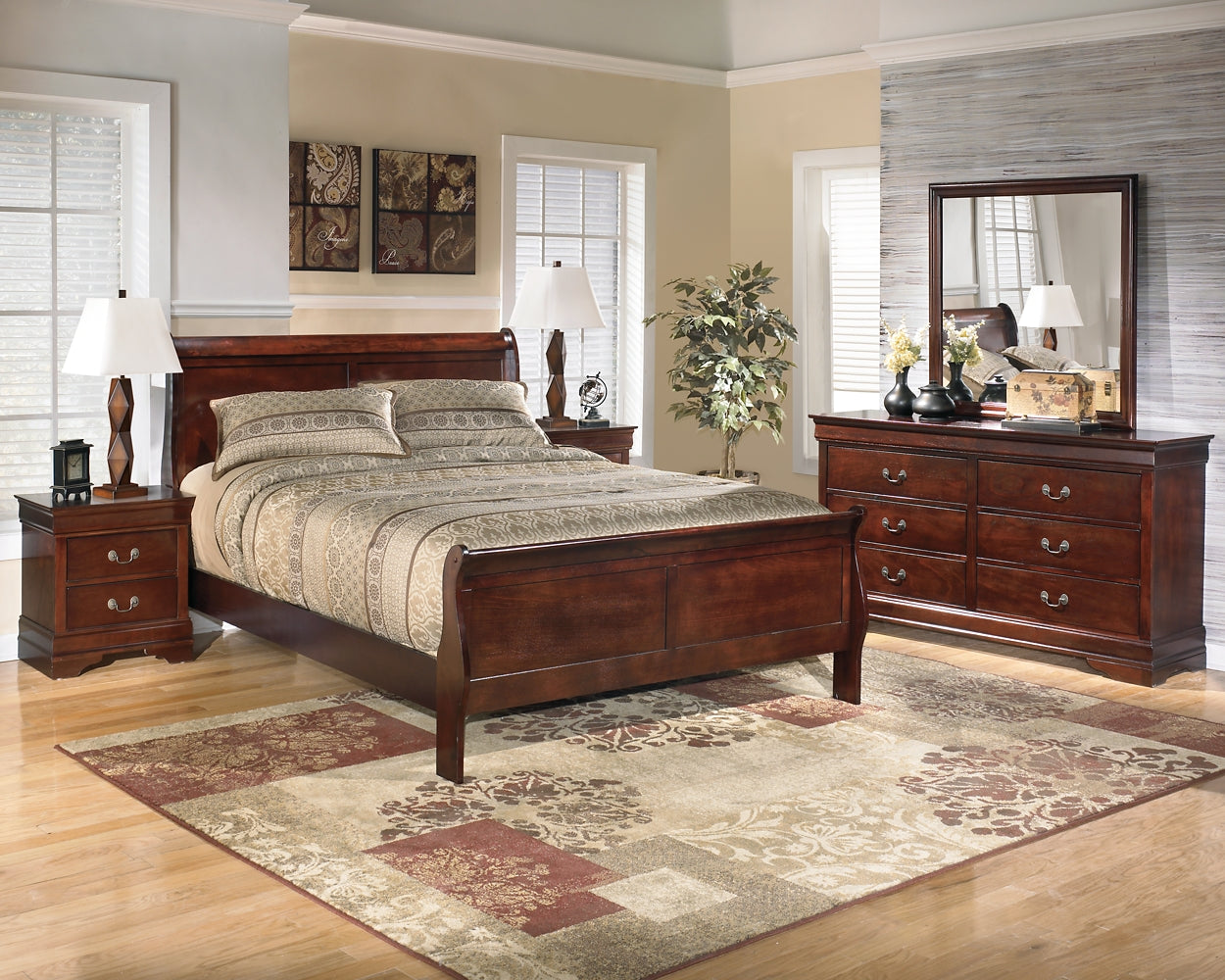 Alisdair Full Sleigh Bed with 2 Nightstands Signature Design by Ashley®
