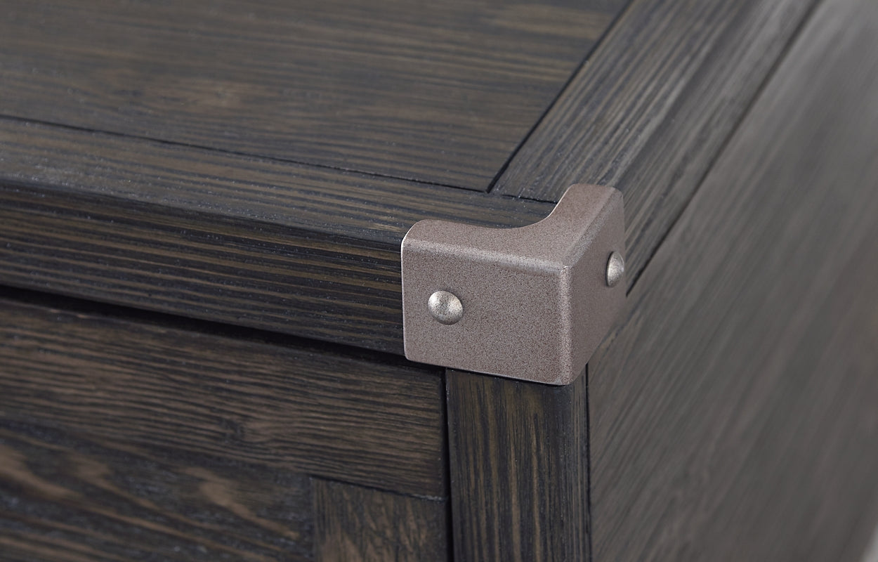 Todoe Coffee Table with 2 End Tables Signature Design by Ashley®