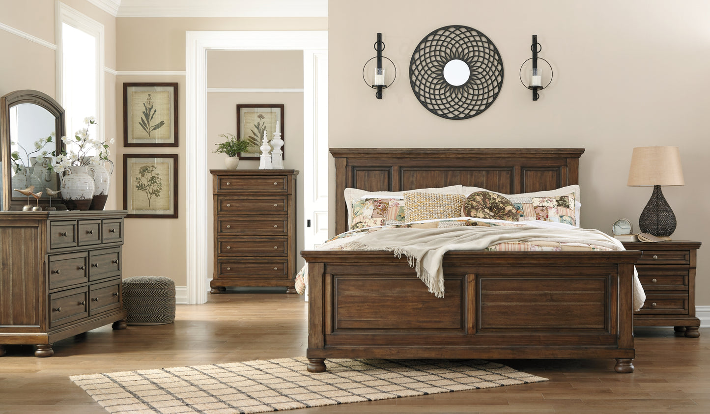 Flynnter Queen Panel Bed with Mirrored Dresser, Chest and Nightstand Signature Design by Ashley®