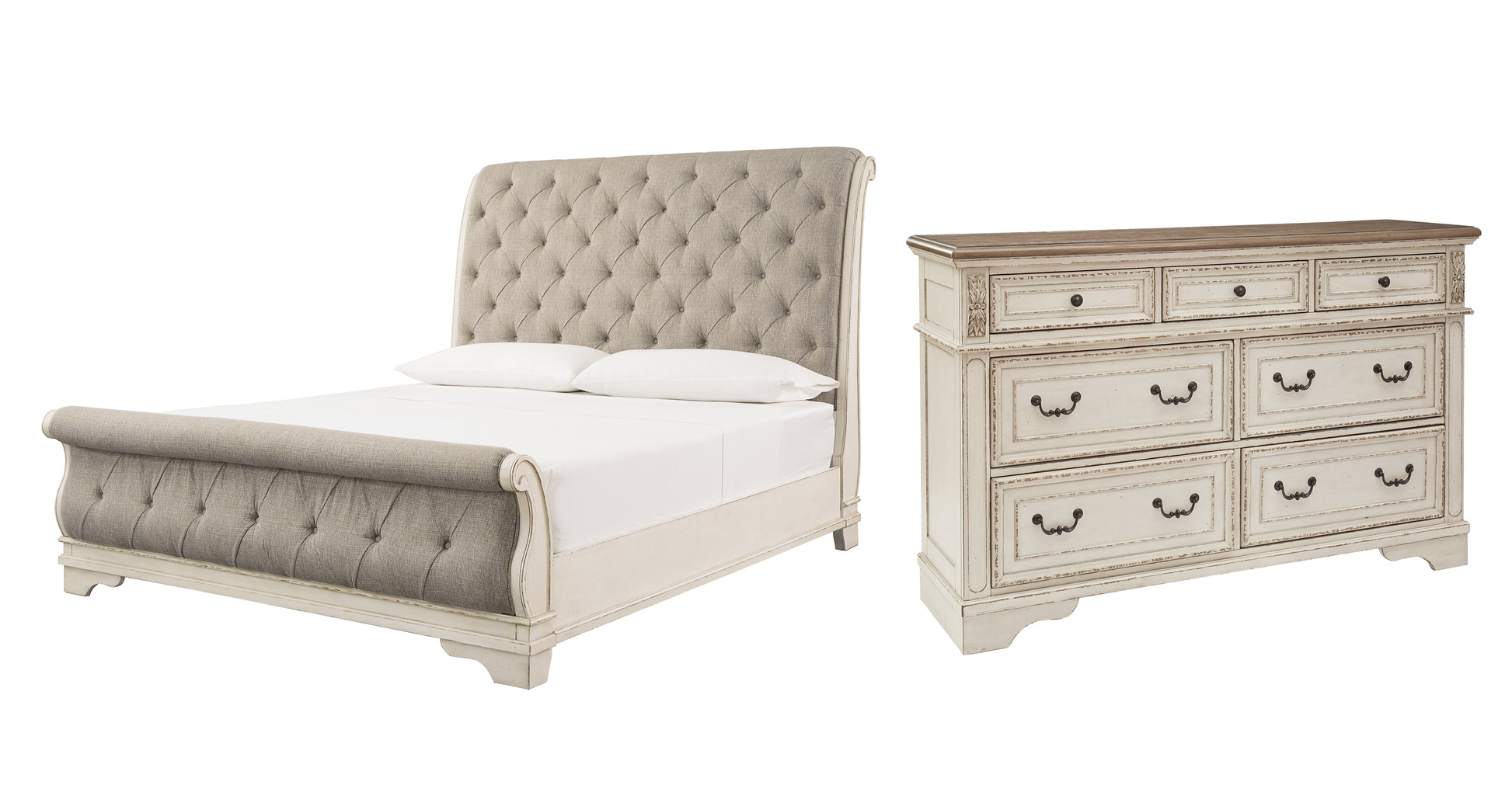 Realyn Queen Sleigh Bed with Dresser Signature Design by Ashley®