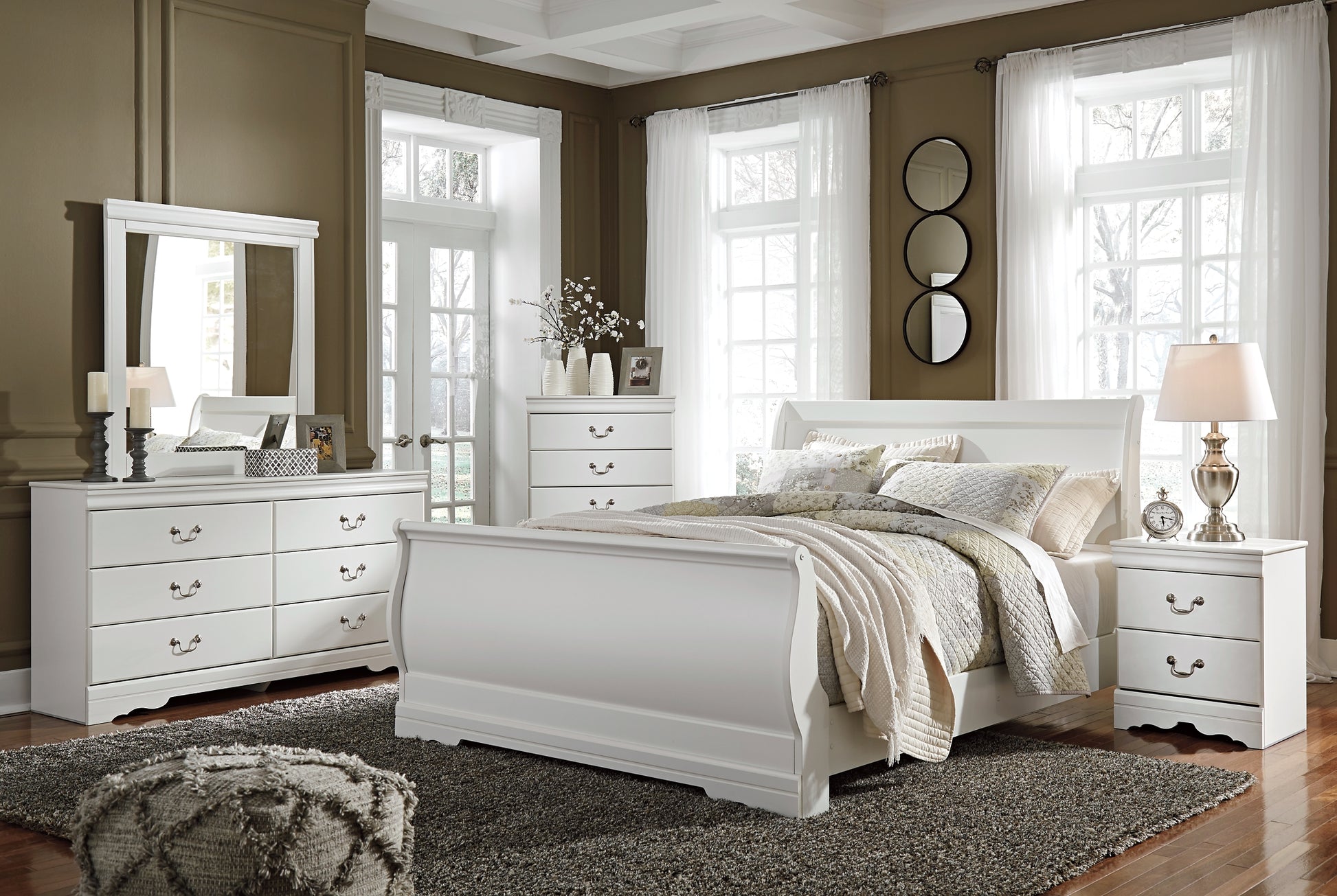 Anarasia Queen Sleigh Bed with Mirrored Dresser and Chest Signature Design by Ashley®
