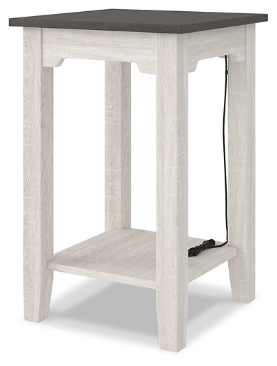 Dorrinson Chair Side End Table Signature Design by Ashley®