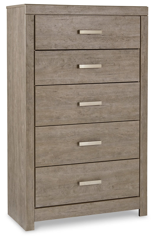 Culverbach King Panel Bed with Mirrored Dresser, Chest and 2 Nightstands Signature Design by Ashley®