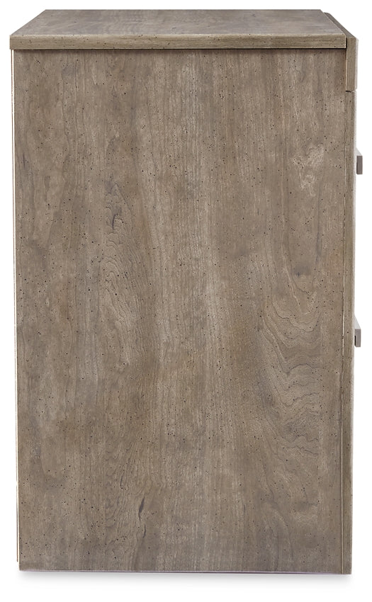 Culverbach King Panel Bed with Mirrored Dresser and 2 Nightstands Signature Design by Ashley®