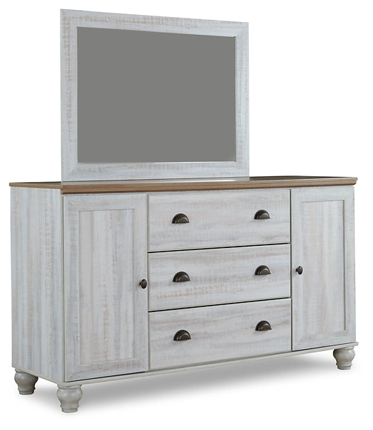 Haven Bay Queen Panel Bed with Mirrored Dresser, Chest and 2 Nightstands Signature Design by Ashley®