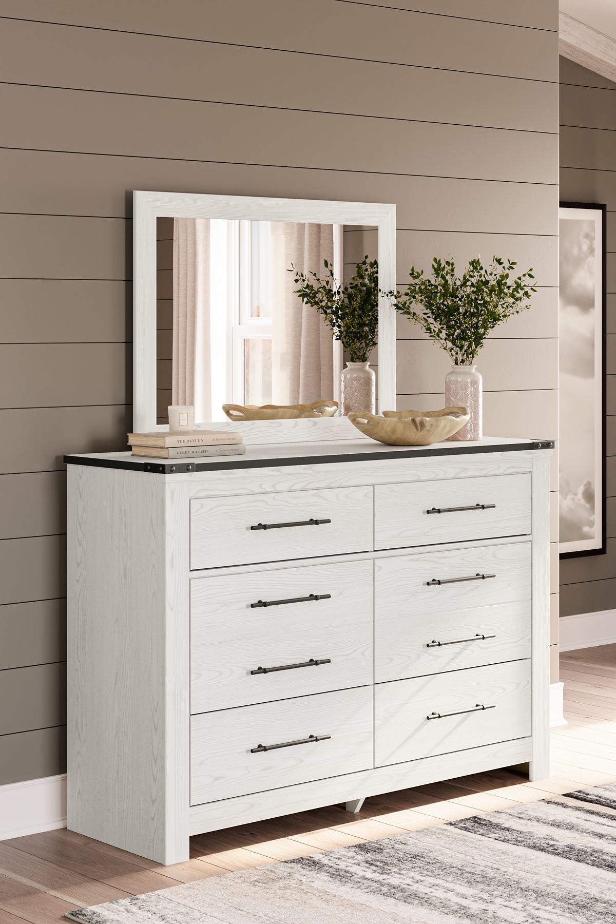 Schoenberg King Panel Bed with Mirrored Dresser, Chest and Nightstand Signature Design by Ashley®