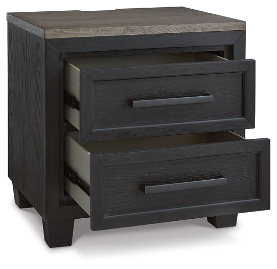 Foyland Queen Panel Storage Bed with Mirrored Dresser, Chest and Nightstand Signature Design by Ashley®