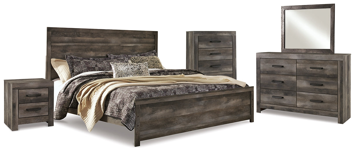 Wynnlow King Panel Bed with Mirrored Dresser, Chest and Nightstand Signature Design by Ashley®