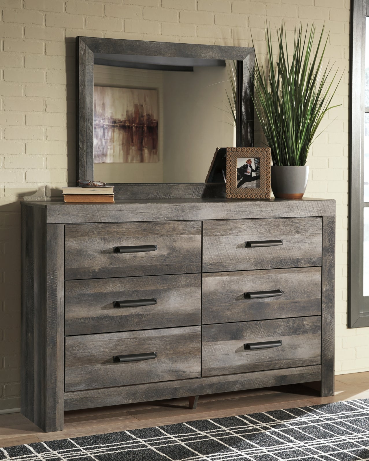 Wynnlow King Crossbuck Panel Bed with Mirrored Dresser, Chest and Nightstand Signature Design by Ashley®