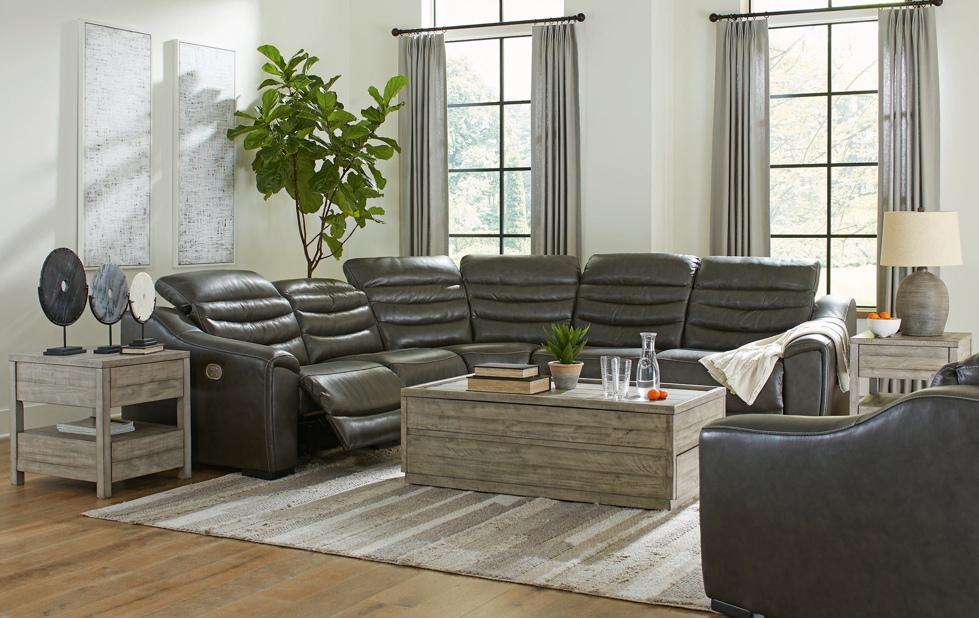 Center Line 5-Piece Sectional with Recliner Signature Design by Ashley®