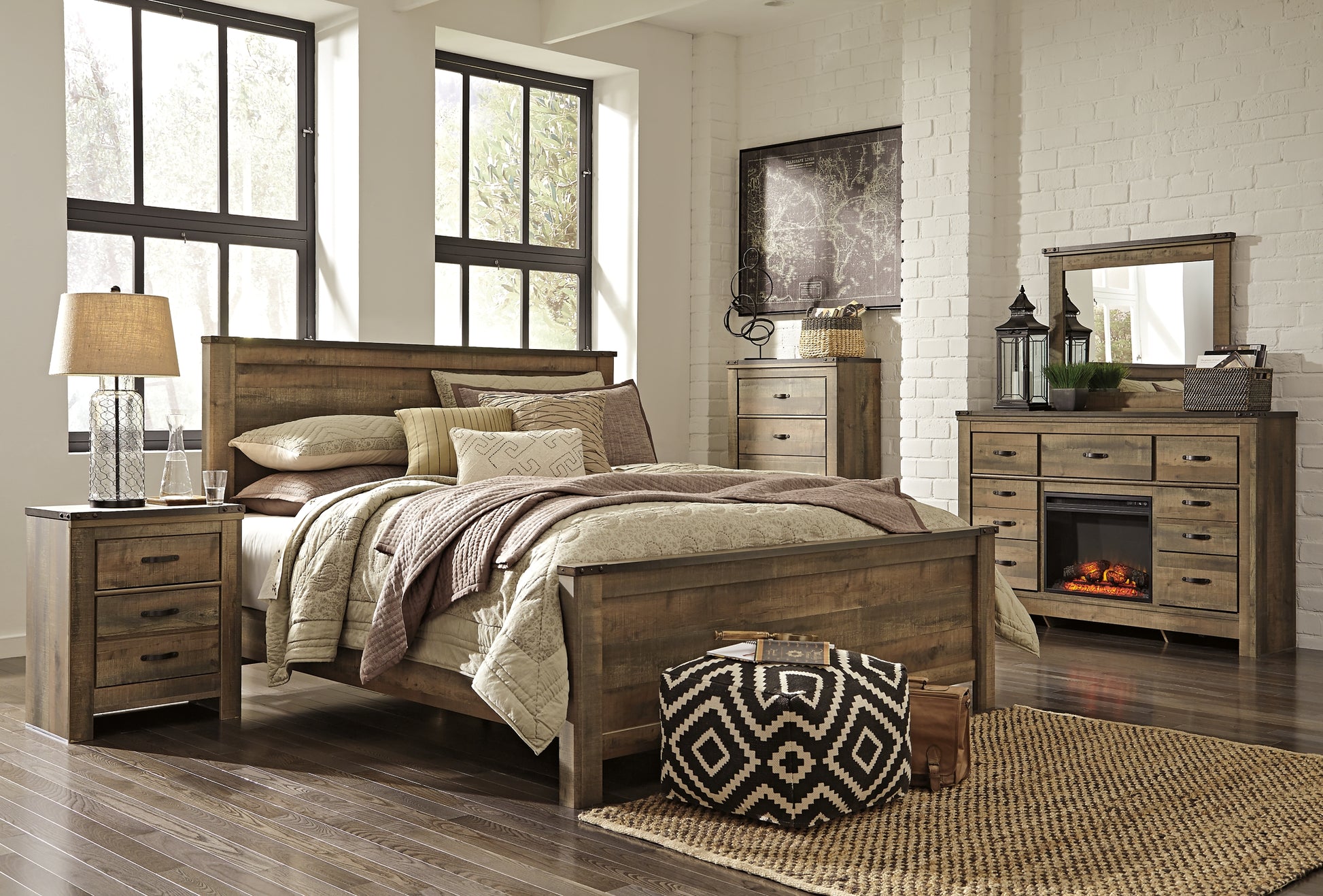 Trinell King Panel Bed with Dresser and Chest Signature Design by Ashley®