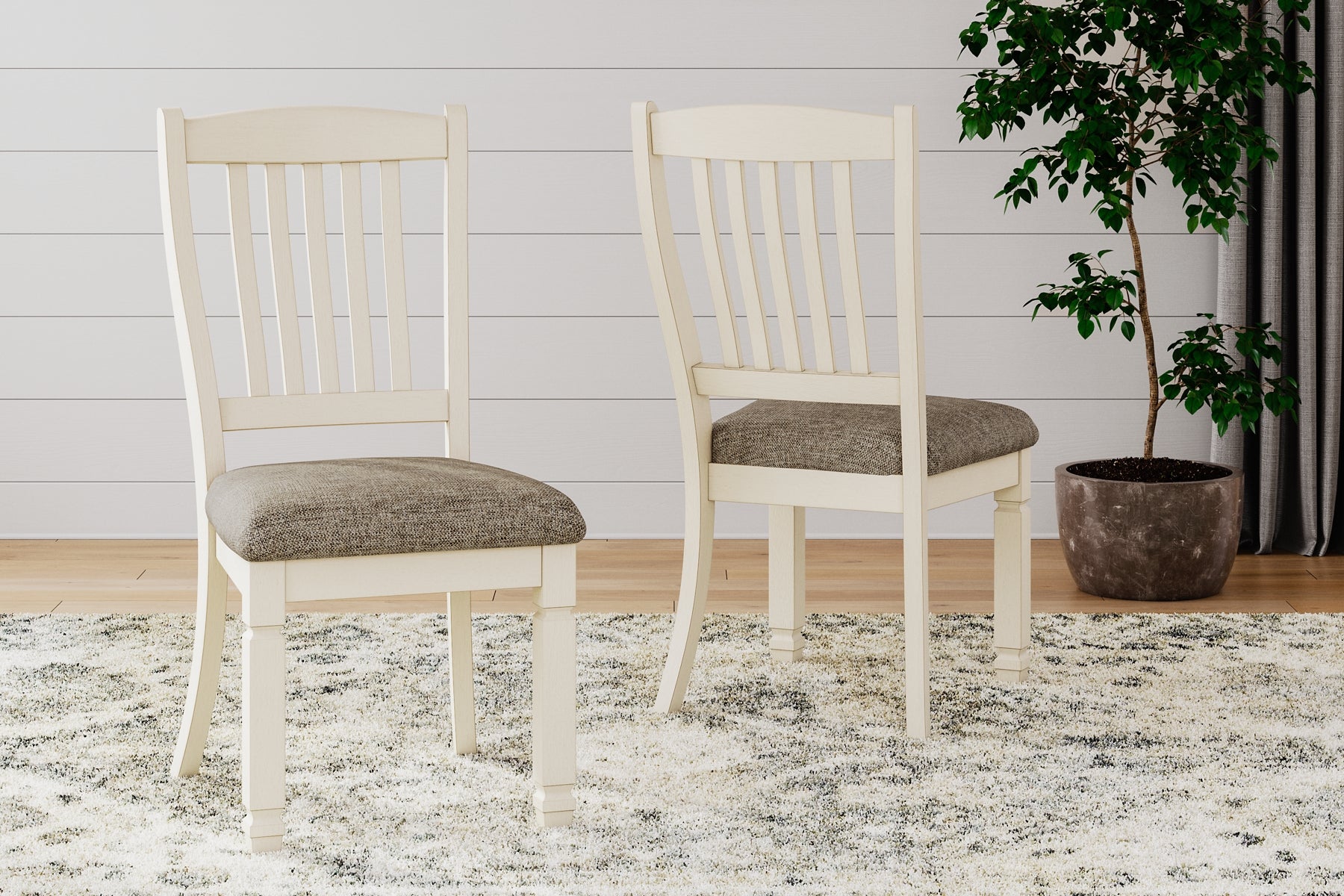 Bolanburg Dining Chair (Set of 2) Signature Design by Ashley®